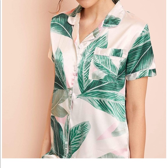 XS palm tree pajamas - Picture 3 of 3